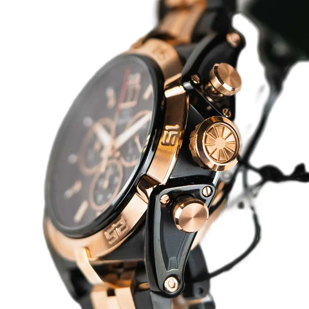 Detalle Reloj Jaguar Connected de costado